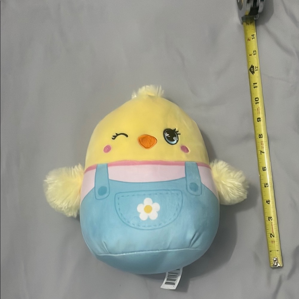 Easter Chick squishmallow ,10 in.CASE INCLUDED